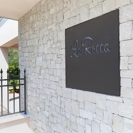 Agriturismo La Rocca Farm stay