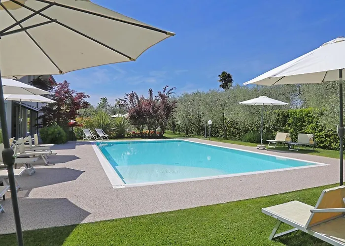 Agriturismo La Rocca *